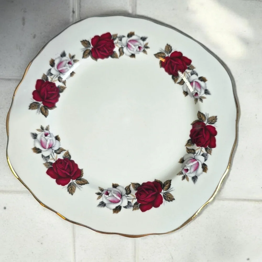Royal Vale Bone China Tea Trio Red White Rose‎ Pattern Made in England Vintage